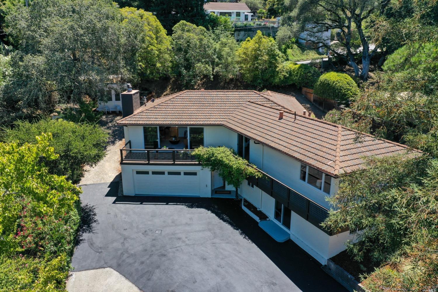 525 Chapman Drive, Corte Madera, CA 94925 Compass