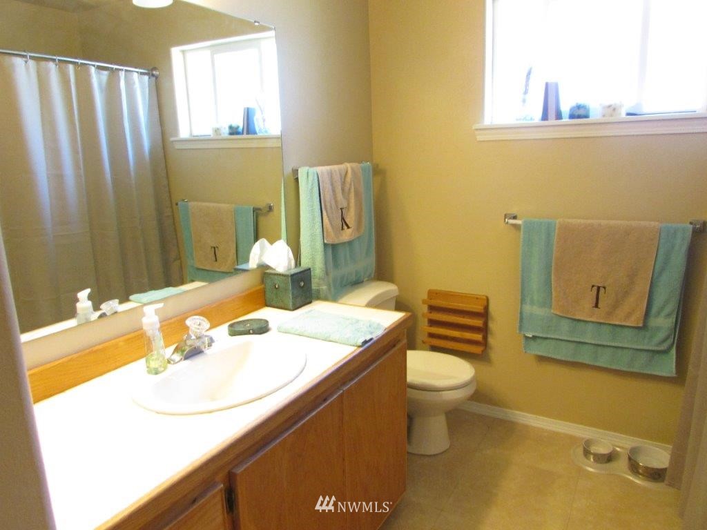 1402 McLeod Road Bellingham, WA 98226 - Photo 11 of 17