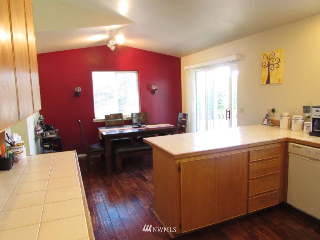 1402 McLeod Road Bellingham, WA 98226 - Photo 6 of 17