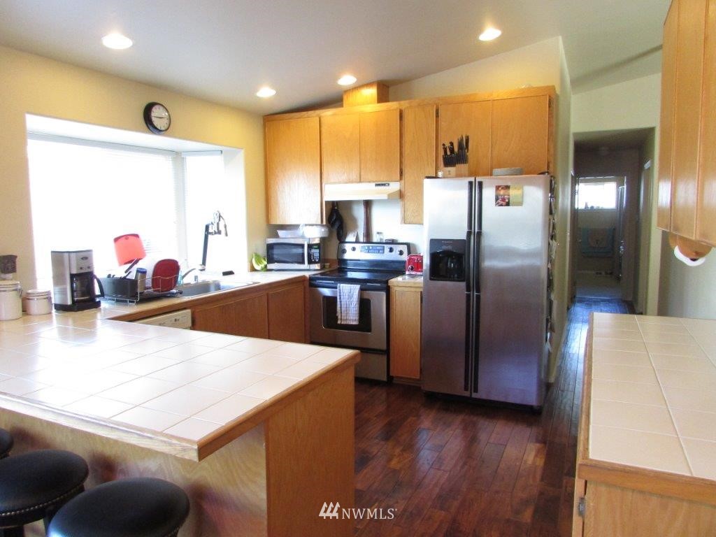1402 McLeod Road Bellingham, WA 98226 - Photo 7 of 17