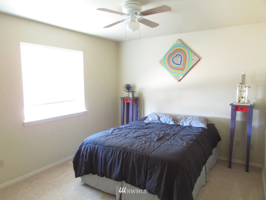 1402 McLeod Road Bellingham, WA 98226 - Photo 10 of 17