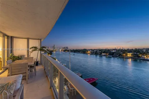 $969,000 | 6620 Indian Creek Drive, Unit 609, Miami Beach, FL 33141