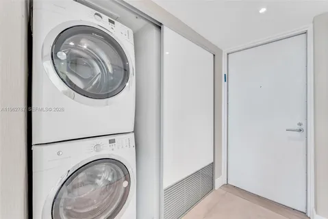 $969,000 | 6620 Indian Creek Drive, Unit 609, Miami Beach, FL 33141