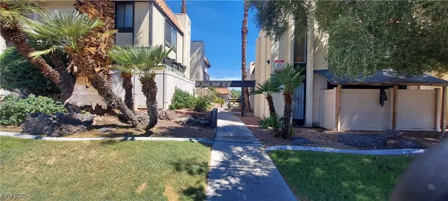 $950 | 1420 East Vegas Valley Drive, Unit 23, Las Vegas, NV 89169