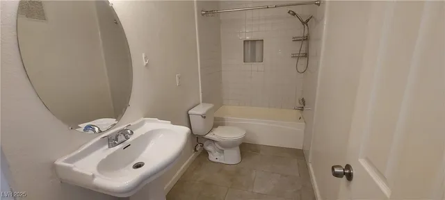 $950 | 1420 East Vegas Valley Drive, Unit 23, Las Vegas, NV 89169