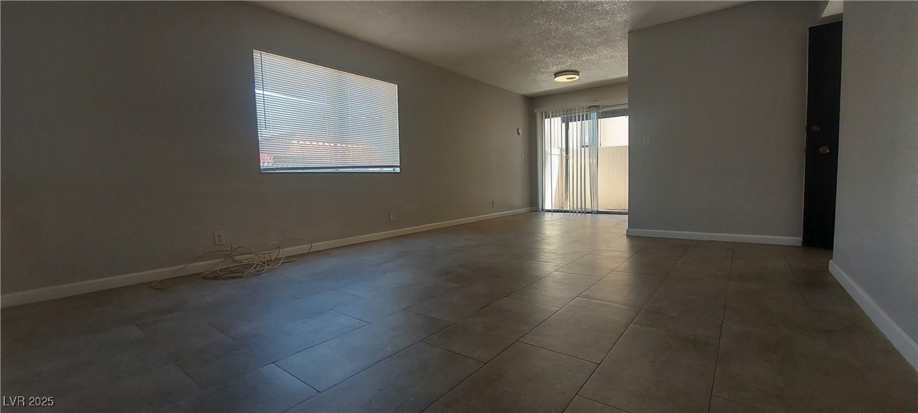 1420 East Vegas Valley Drive, Unit 23 Las Vegas, NV 89169 - Photo 10 of 13