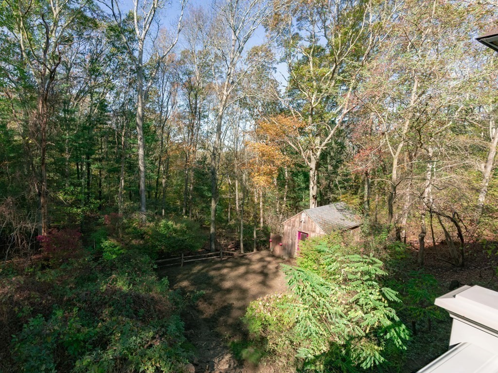 40 Shawme Road Sandwich, MA 02563 - Photo 7 of 39 Gallery Image 7