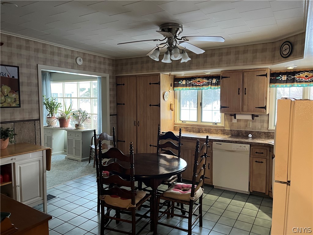 2709 King Road Paris, NY 13456 - Photo 4 of 24