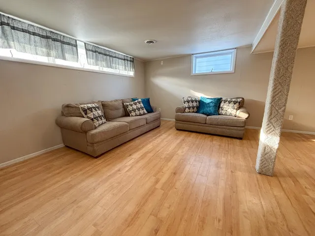 $193,900 | 13 North Court Street, Morris, MN 56267