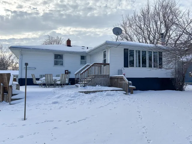 $193,900 | 13 North Court Street, Morris, MN 56267