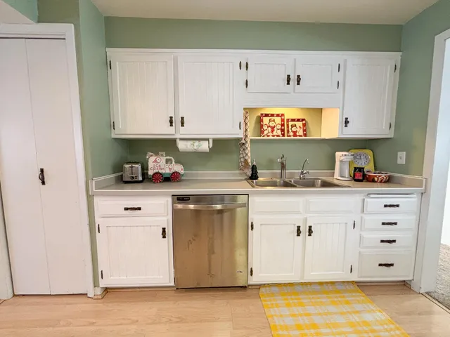 $193,900 | 13 North Court Street, Morris, MN 56267