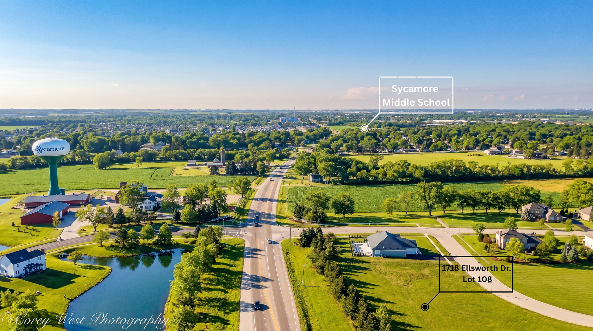 1718 Ellsworth Drive Sycamore, IL 60178 - Photo 5 of 6 a view of a city with an ocean