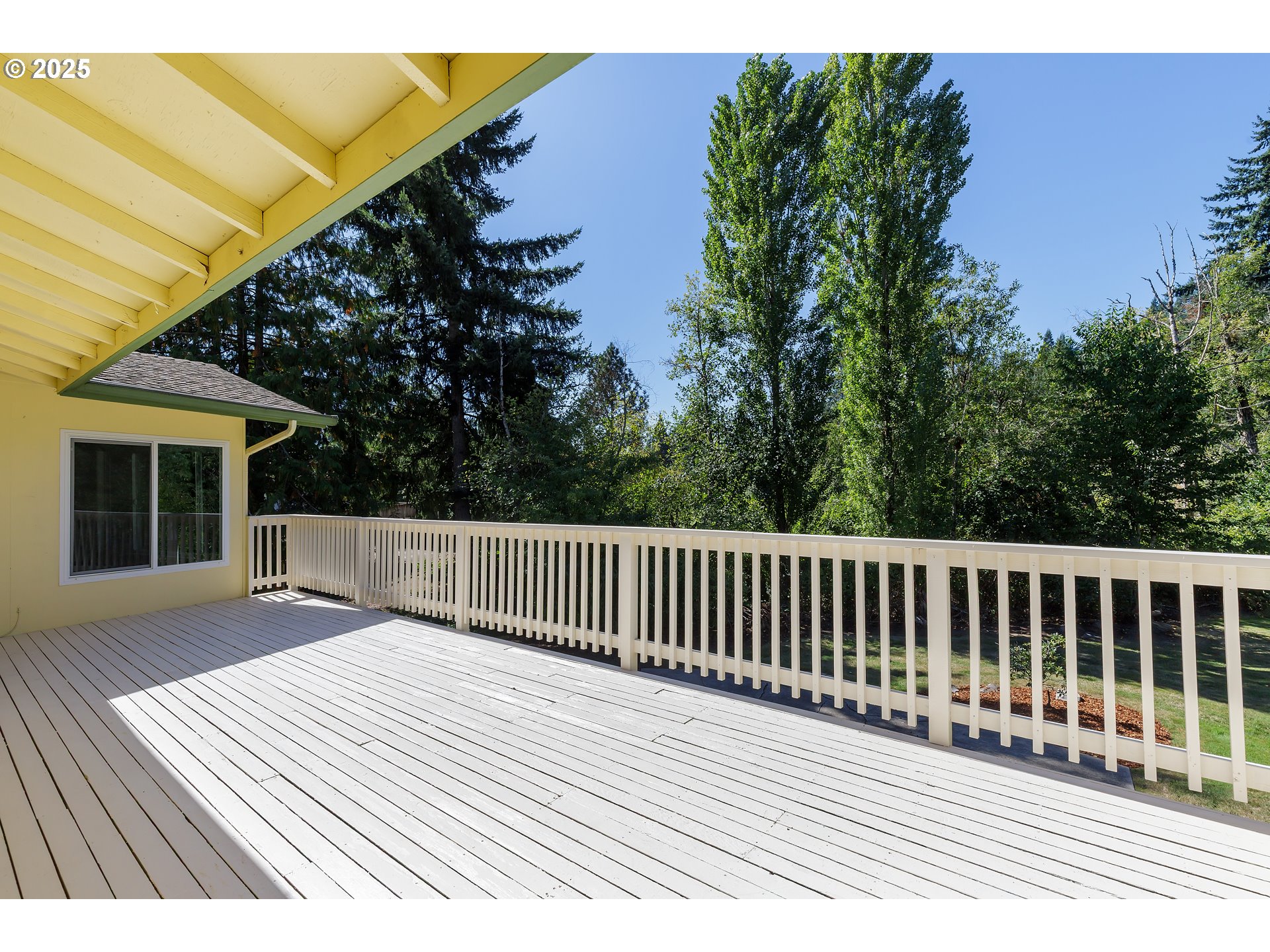 13895 Southeast Rust Way Damascus, OR 97089 - Photo 3 of 22