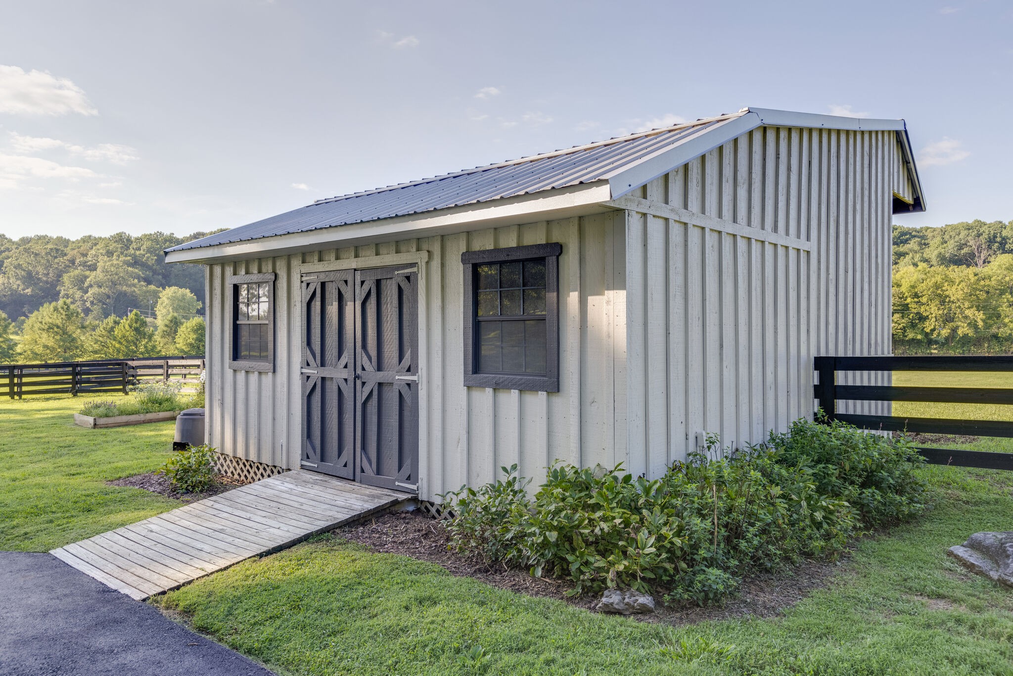 3151 McMillan Road Franklin, TN 37064 - Photo 46 of 46 a front view of a house having yard