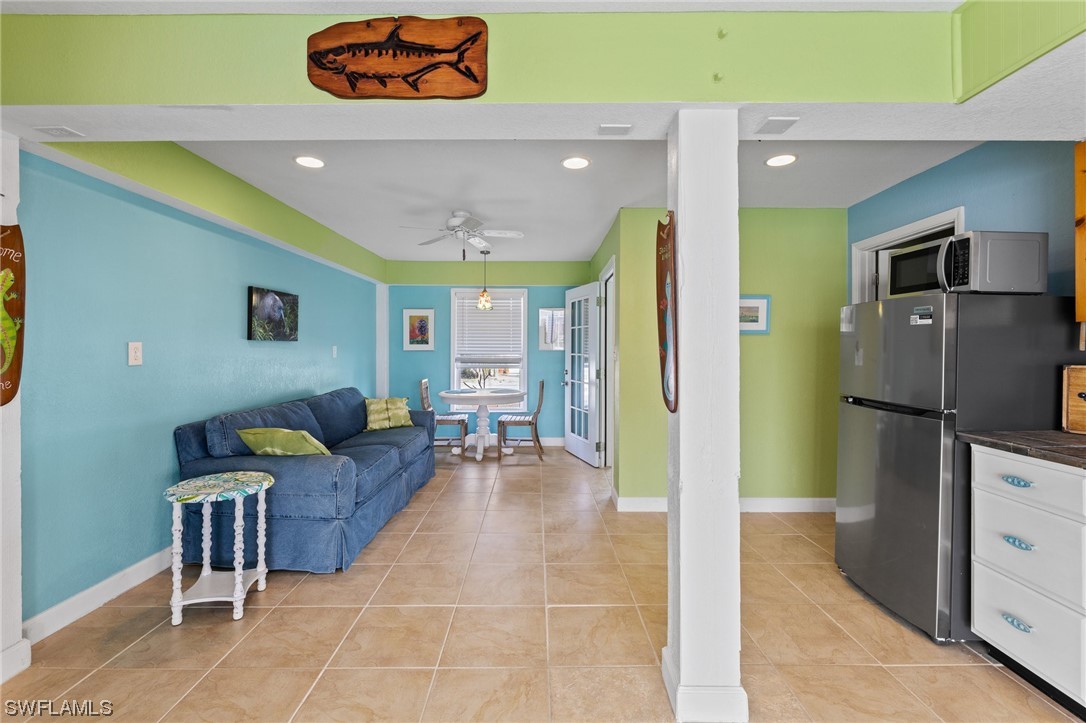 2572 Second Street Cape Coral, FL 33993 - Photo 23 of 27