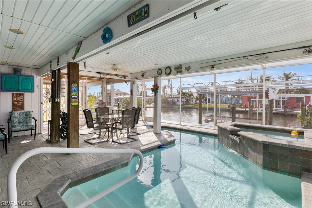 2572 Second Street Cape Coral, FL 33993 - Photo 25 of 27