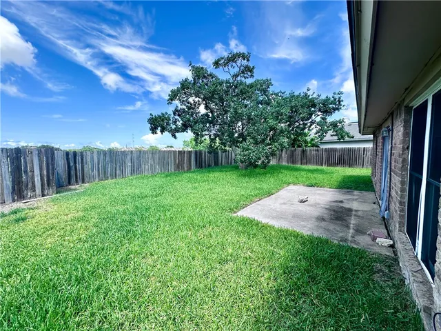 $255,000 | 5406 Sugar Creek Drive, Corpus Christi, TX 78413