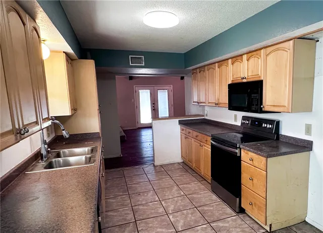 $255,000 | 5406 Sugar Creek Drive, Corpus Christi, TX 78413