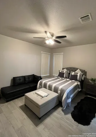 $2,595 | 5618 Arcadia Park, San Antonio, TX 78247