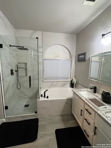 $2,595 | 5618 Arcadia Park, San Antonio, TX 78247