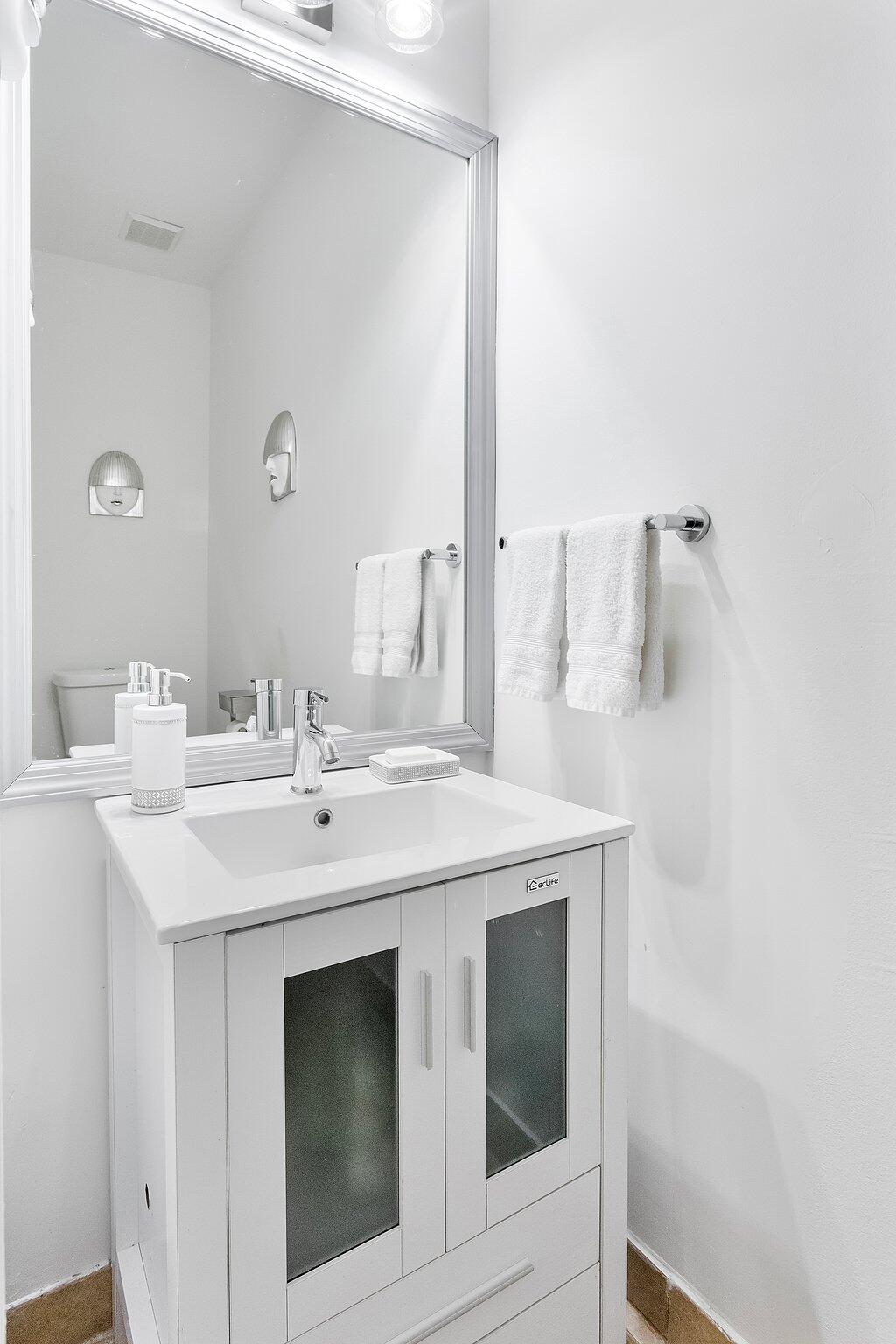 763 St Albans Drive Boca Raton, FL 33486 - Photo 9 of 30 10-web-or-mls-0E2A8287