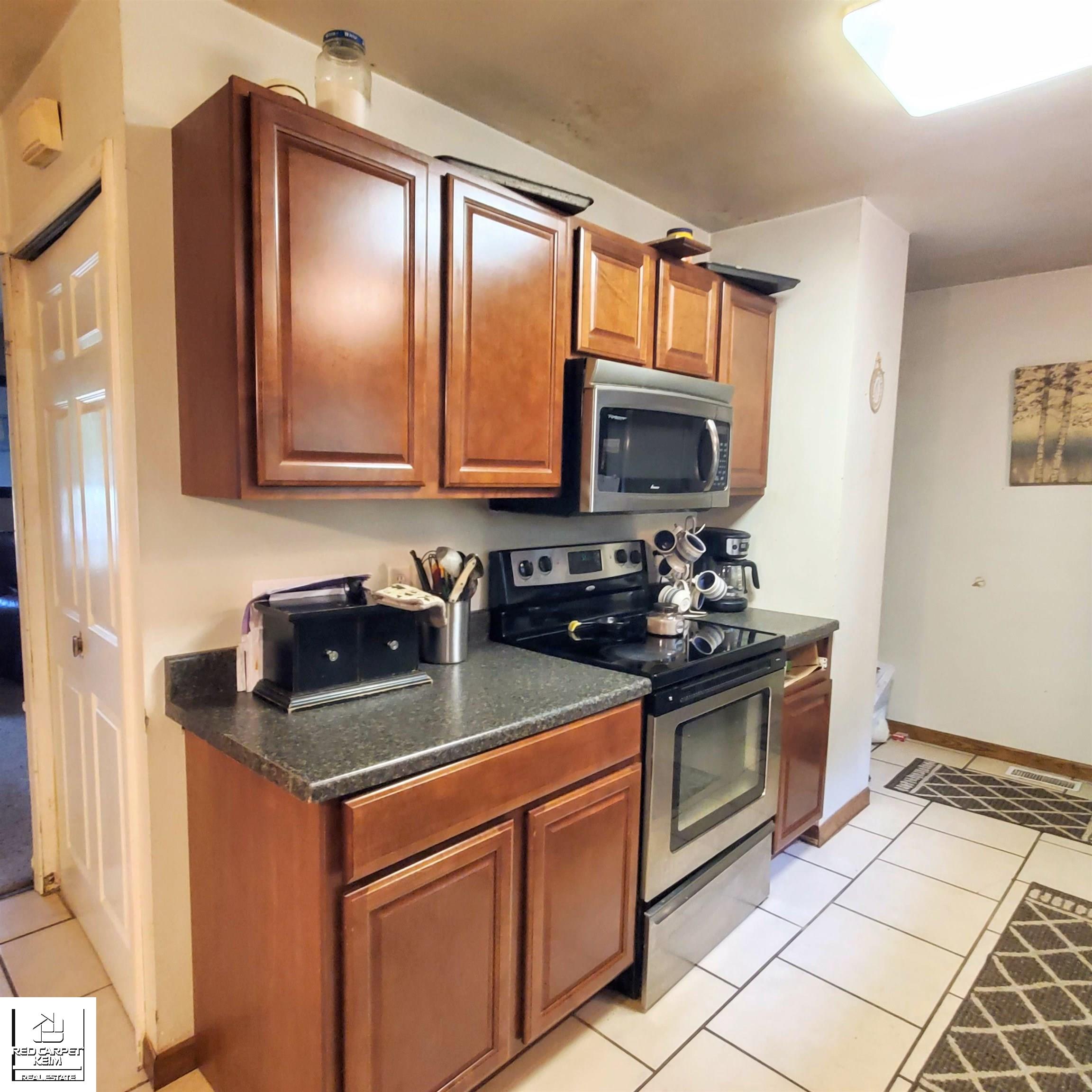 4724 Zemmer Road Columbiaville, MI 48421 - Photo 8 of 26 50123474-7.JPG