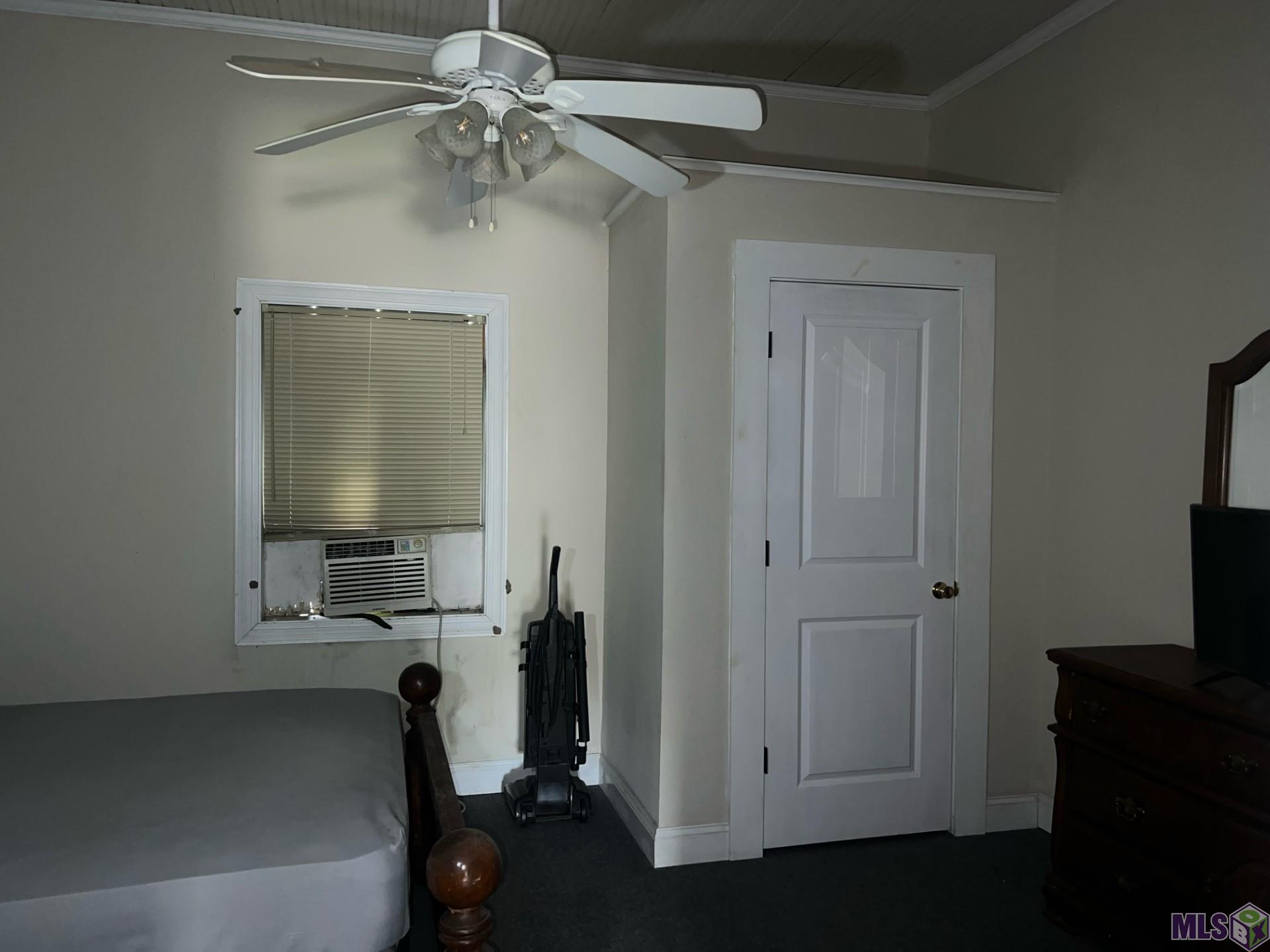 2015 Bayou Blue Road Houma, LA 70364 - Photo 11 of 14 Bedroom 3