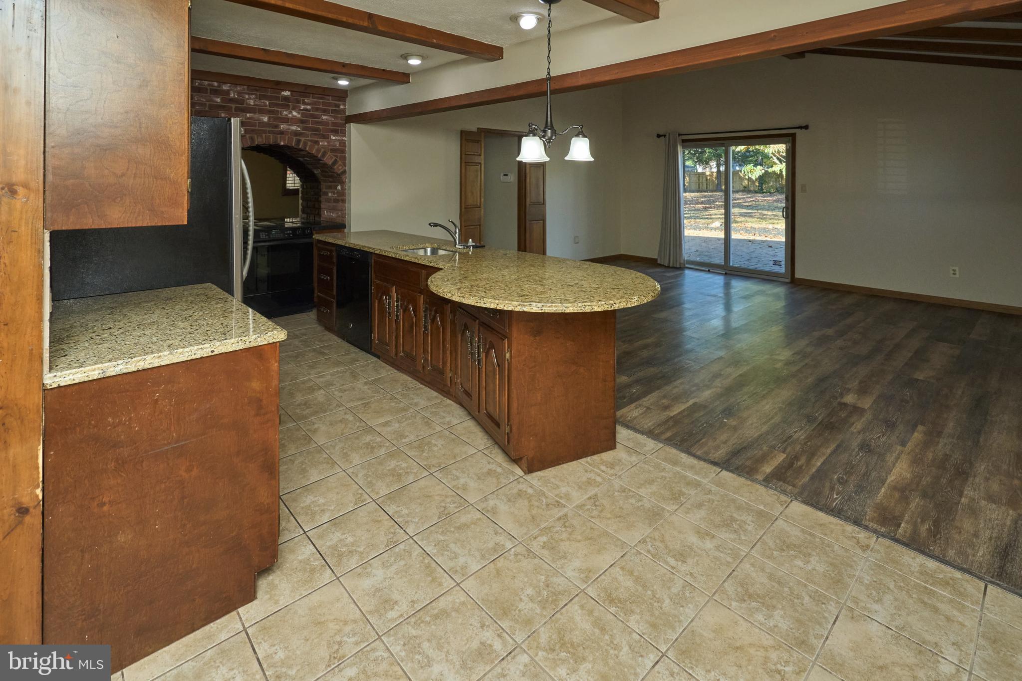 550 Stevens Road Morrisville, PA 19067 - Photo 17 of 43 Kitchen Entry