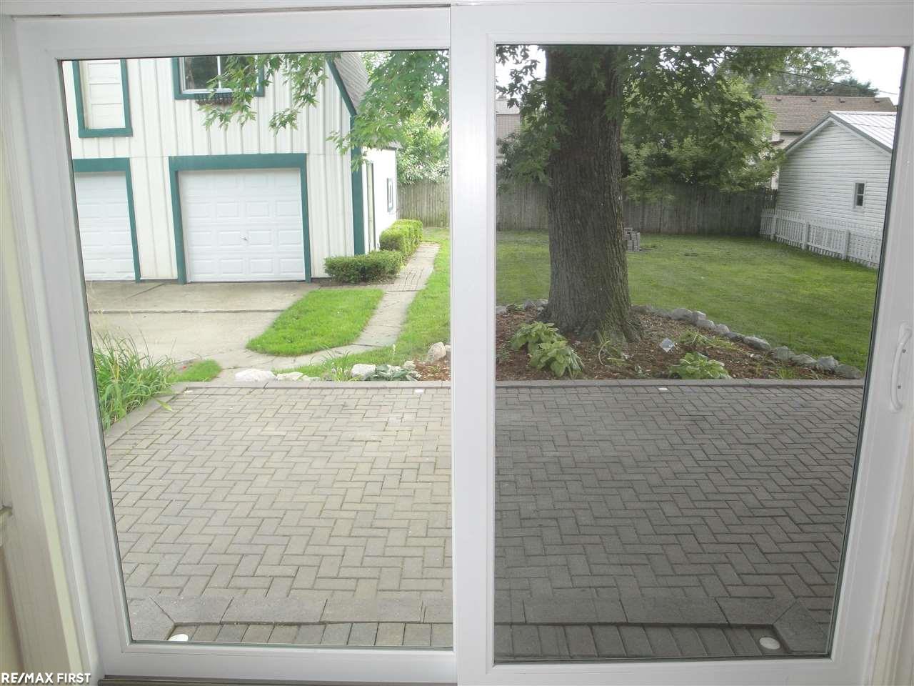 13935 Hough Road Allenton, MI 48002 - Photo 8 of 27 31355412-7.JPG