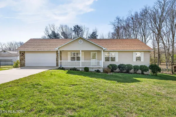 $1,950 | 39 Calloway Drive, Crossville, TN 38555