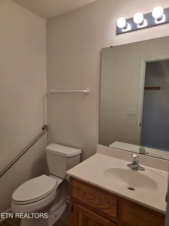 $1,950 | 39 Calloway Drive, Crossville, TN 38555