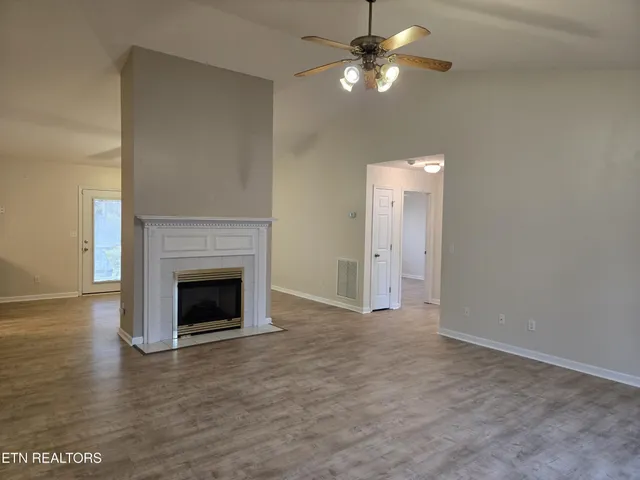 $1,950 | 39 Calloway Drive, Crossville, TN 38555