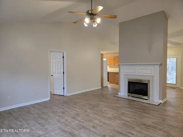 $1,950 | 39 Calloway Drive, Crossville, TN 38555