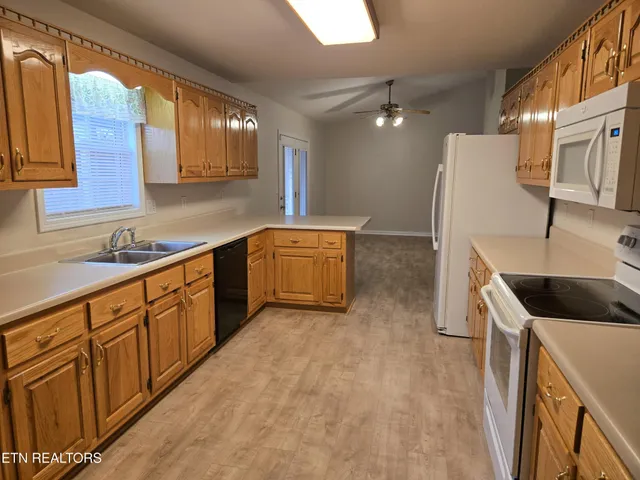 $1,950 | 39 Calloway Drive, Crossville, TN 38555