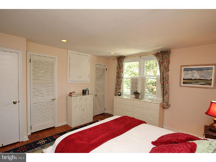8065 Winston Road Philadelphia, PA 19118 - Photo 15 of 25 Gallery Image 15
