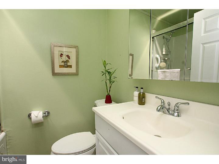 8065 Winston Road Philadelphia, PA 19118 - Photo 16 of 25 Gallery Image 16