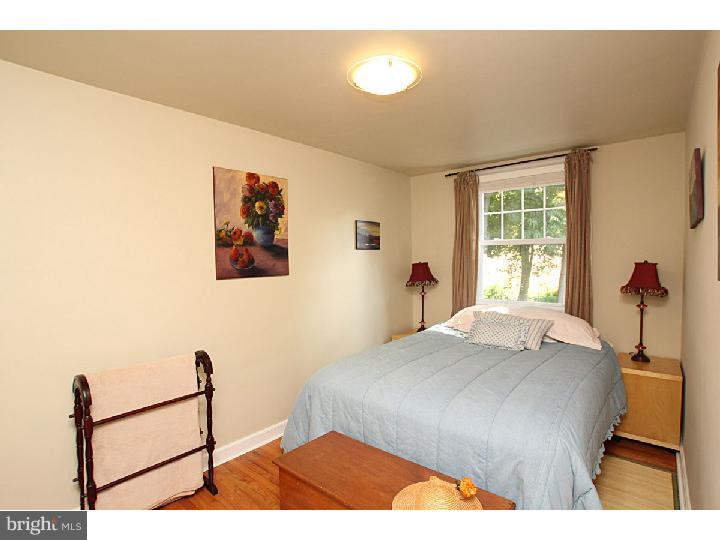 8065 Winston Road Philadelphia, PA 19118 - Photo 17 of 25 Gallery Image 17