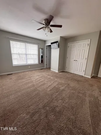 $1,500 | 2121 South Greenwood Drive, Unit 205, Johnson City, TN 37604