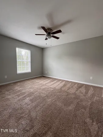 $1,500 | 2121 South Greenwood Drive, Unit 205, Johnson City, TN 37604