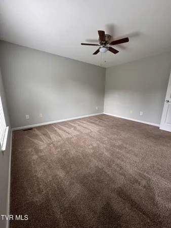 $1,500 | 2121 South Greenwood Drive, Unit 205, Johnson City, TN 37604