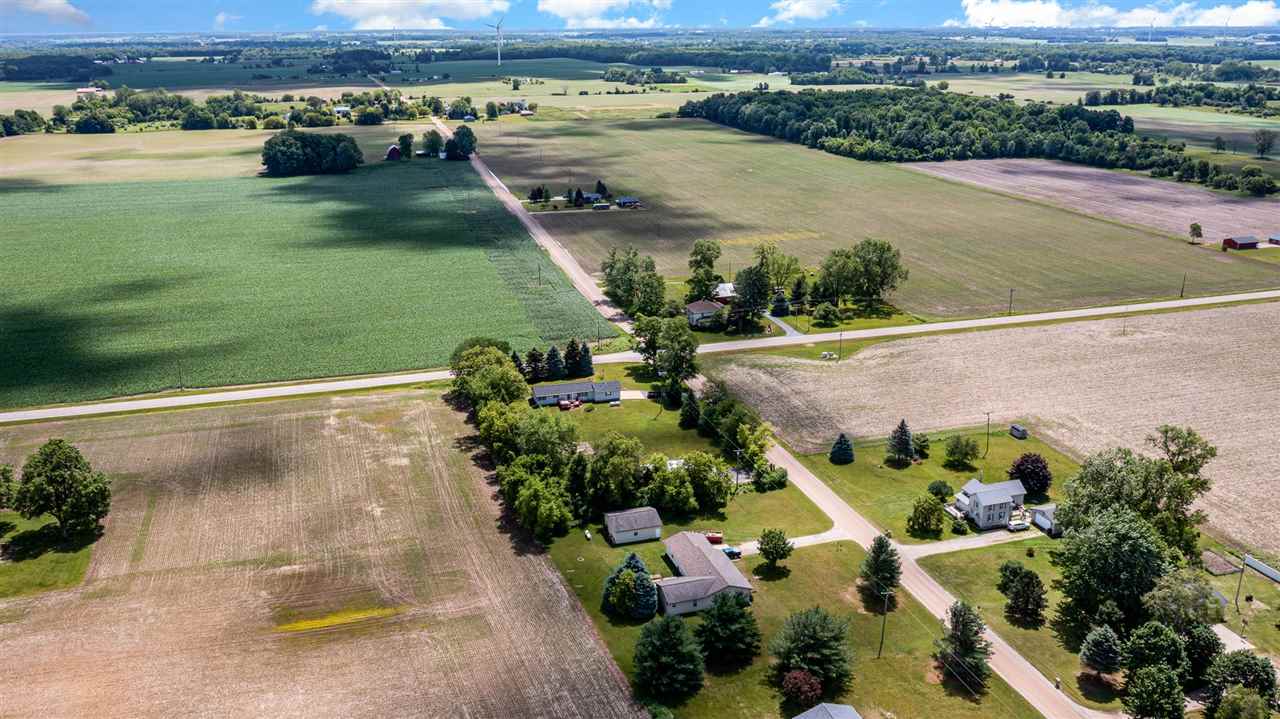 4981 East Pleasant Valley Road Shepherd, MI 48883 - Photo 35 of 35 1888853-34.JPG