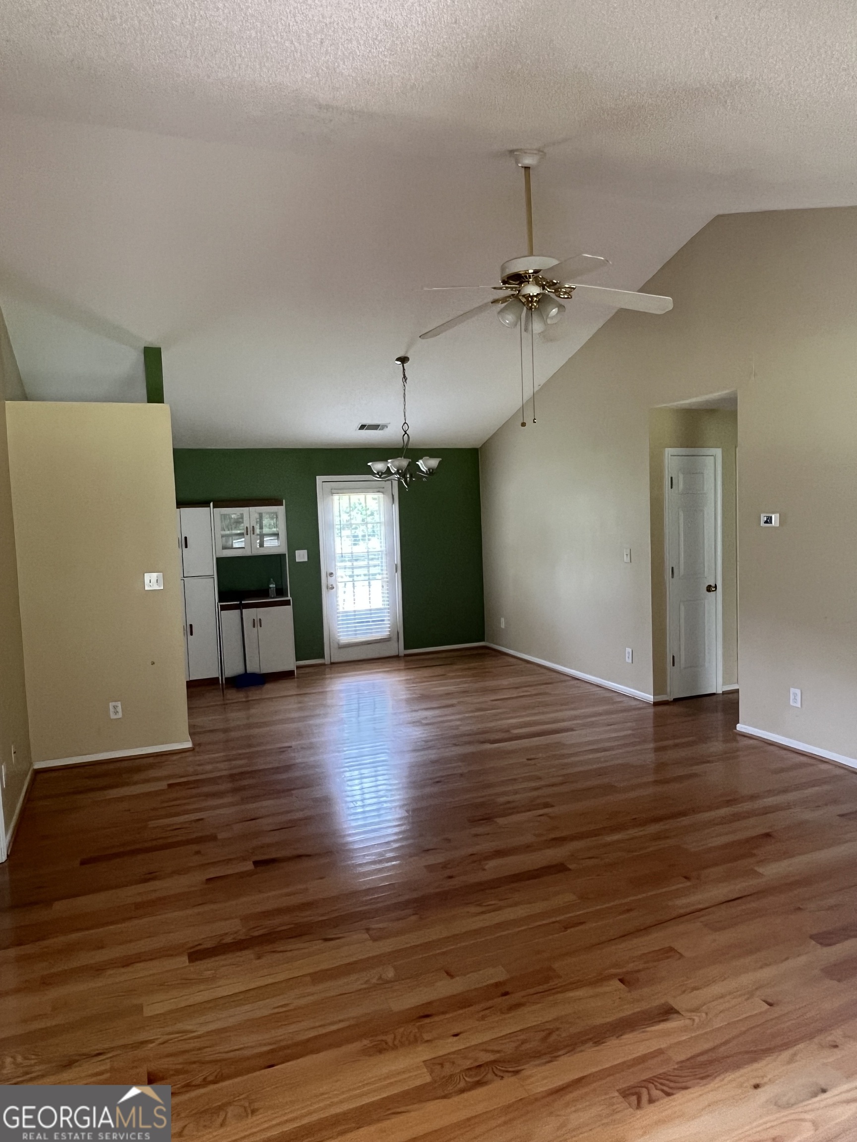113 Hoyt Road Milner, GA 30257 - Photo 6 of 27
