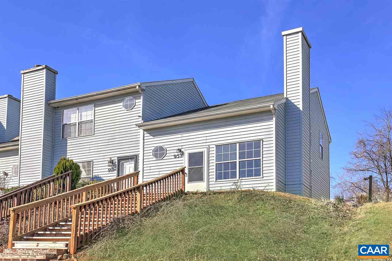 957 Rives Street Charlottesville, VA 22902 - Photo 1 of 17 Gallery Image 1
