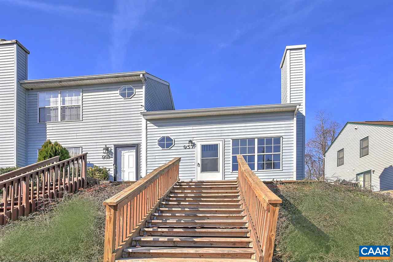957 Rives Street Charlottesville, VA 22902 - Photo 2 of 17 Gallery Image 2