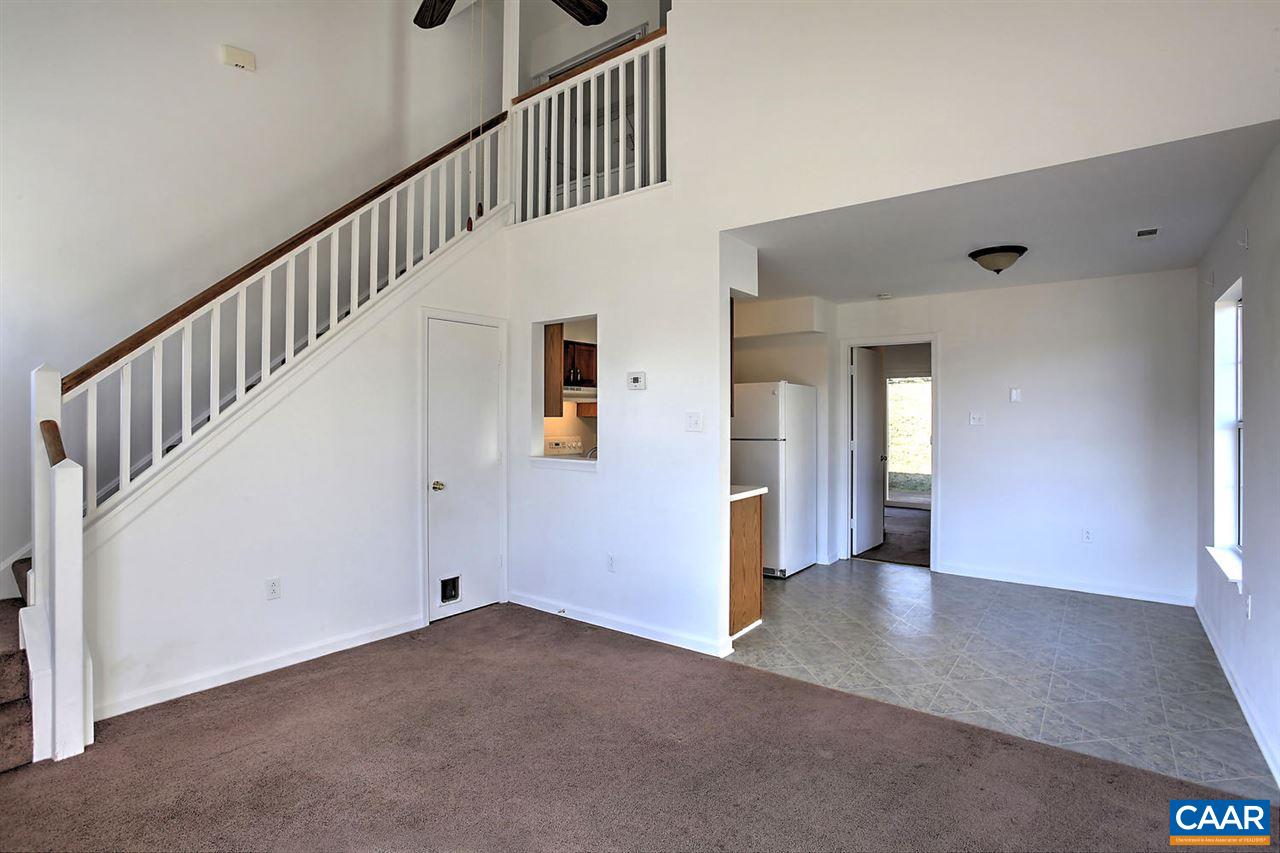 957 Rives Street Charlottesville, VA 22902 - Photo 7 of 17 Gallery Image 7