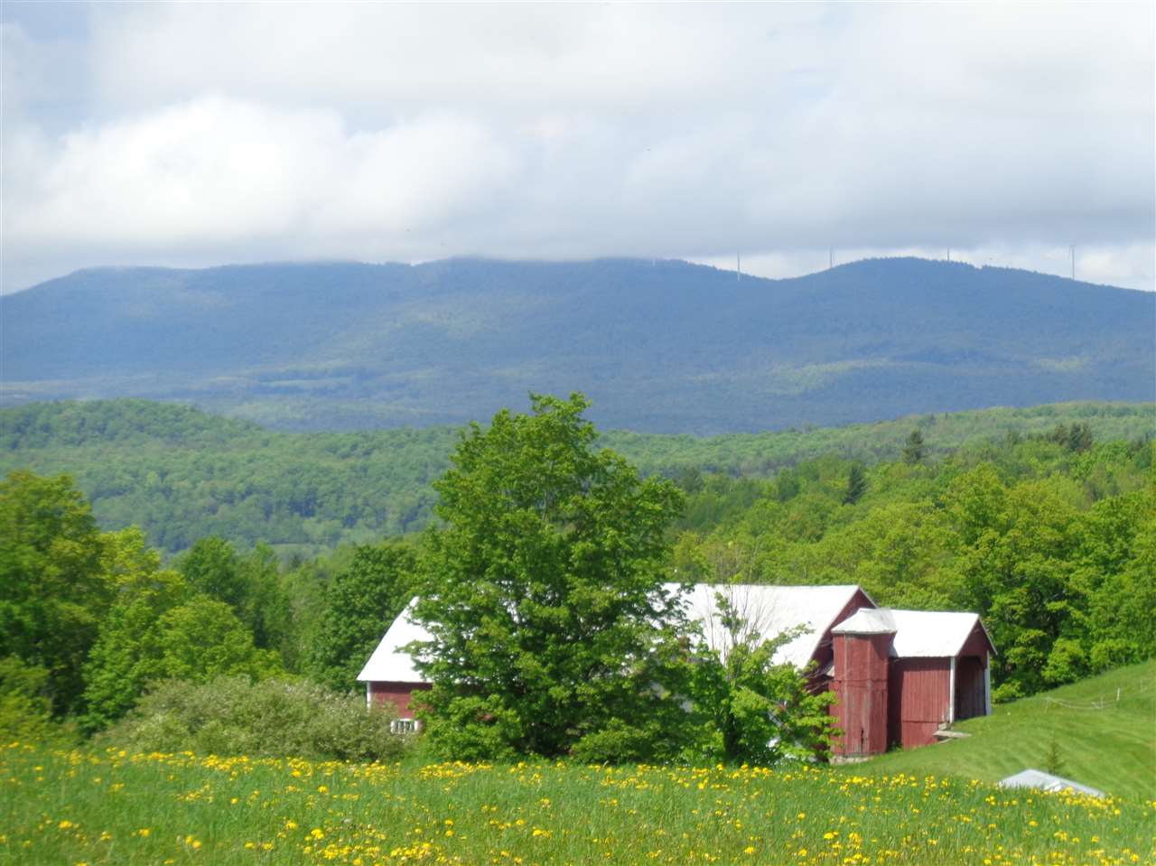 287 Sinon Road Albany, VT 05875 - Photo 1 of 40