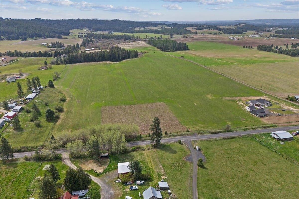 7306 East Big Meadows Road Chattaroy, WA 99003 - Photo 25 of 29 Gallery Image 25
