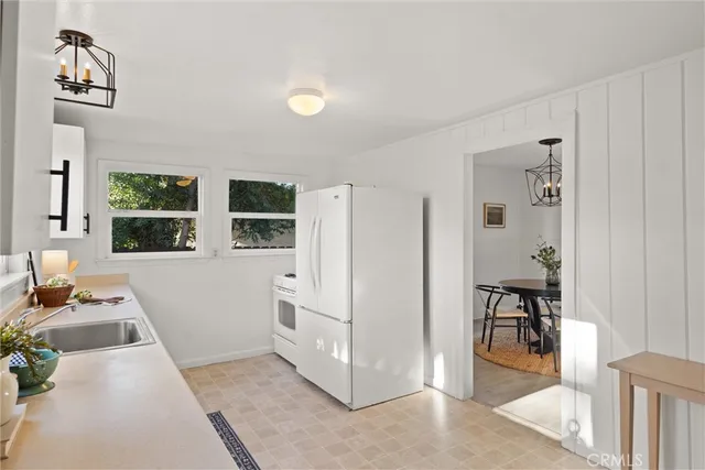 a view of livingroom with furniture and windows