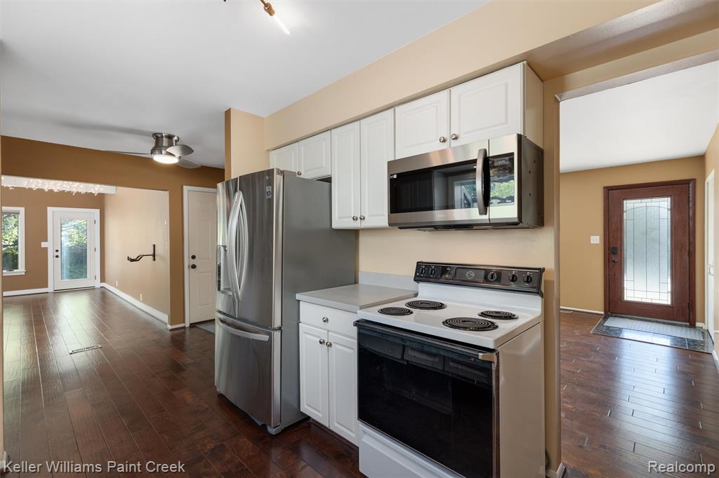 800 Lockwood Road Royal Oak, MI 48067 - Photo 8 of 27 Gallery Image 8