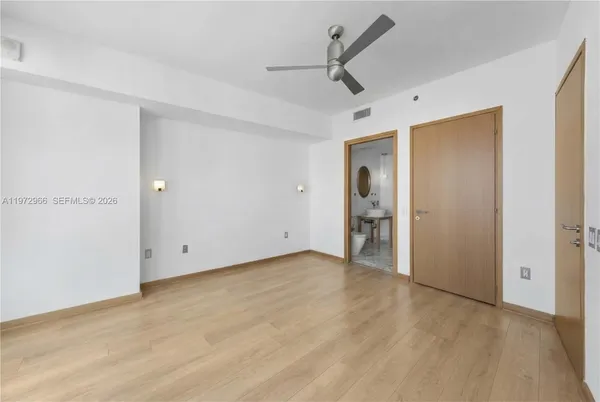 $10,800 | 450 Alton Road, Unit 3206, Miami Beach, FL 33139